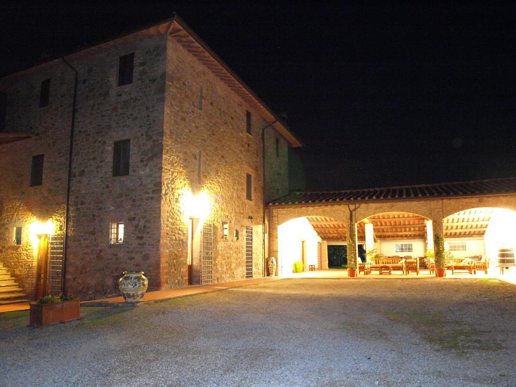 Podere Schioppello Casale Con Appartamenti Privati Cibottola Стая снимка
