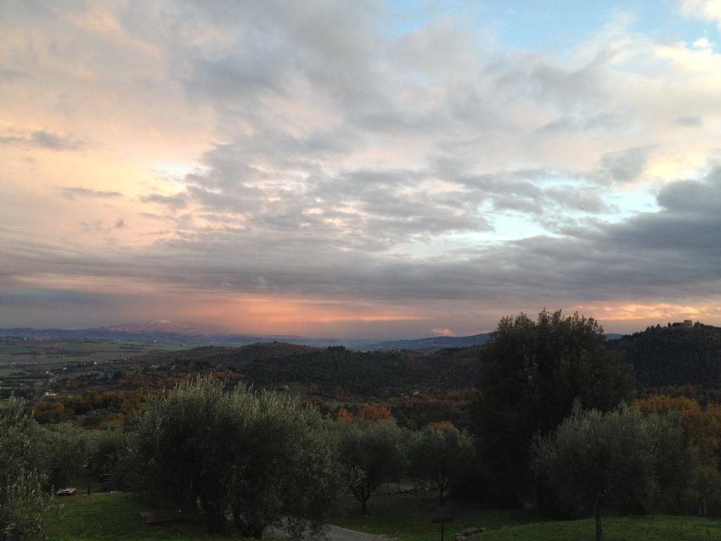 Podere Schioppello Casale Con Appartamenti Privati Cibottola Екстериор снимка