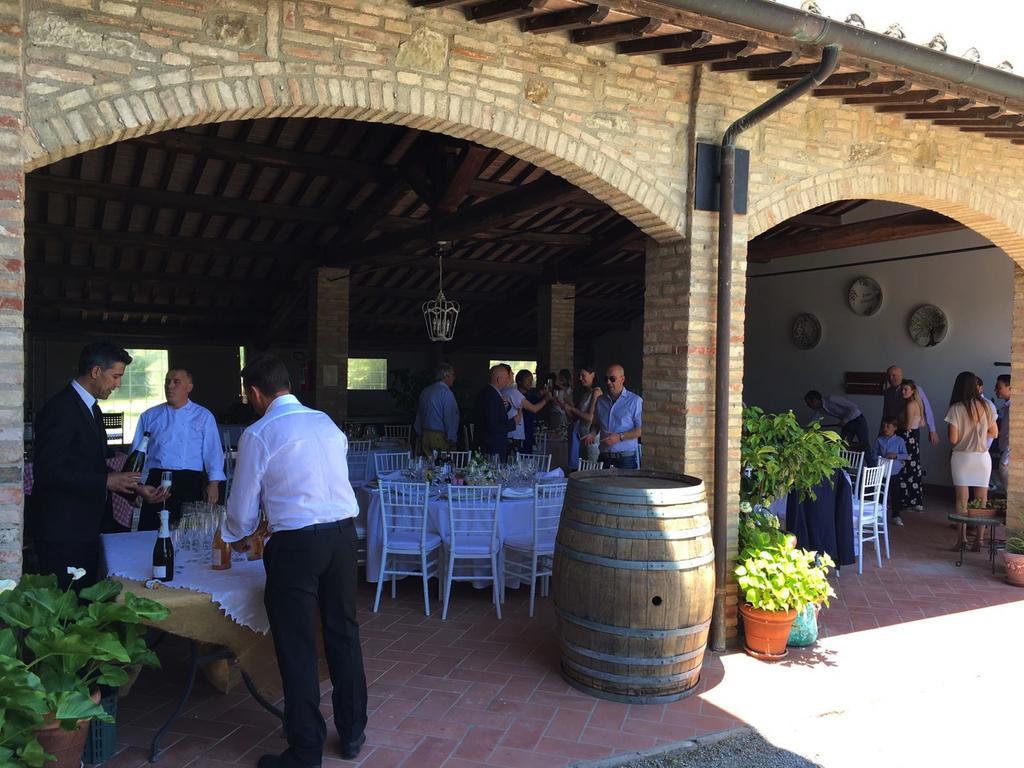 Podere Schioppello Casale Con Appartamenti Privati Cibottola Екстериор снимка